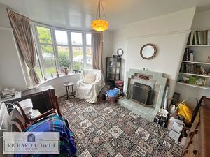 Lounge- click for photo gallery